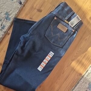 Wrangler Men's Dark Blue Relaxed Jeans